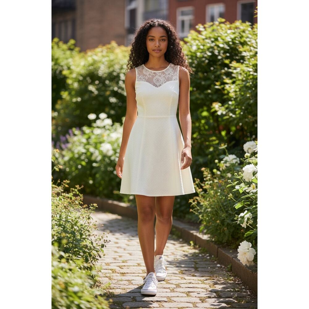 White Dress By Monteau Size Large - Picture 5 of 5